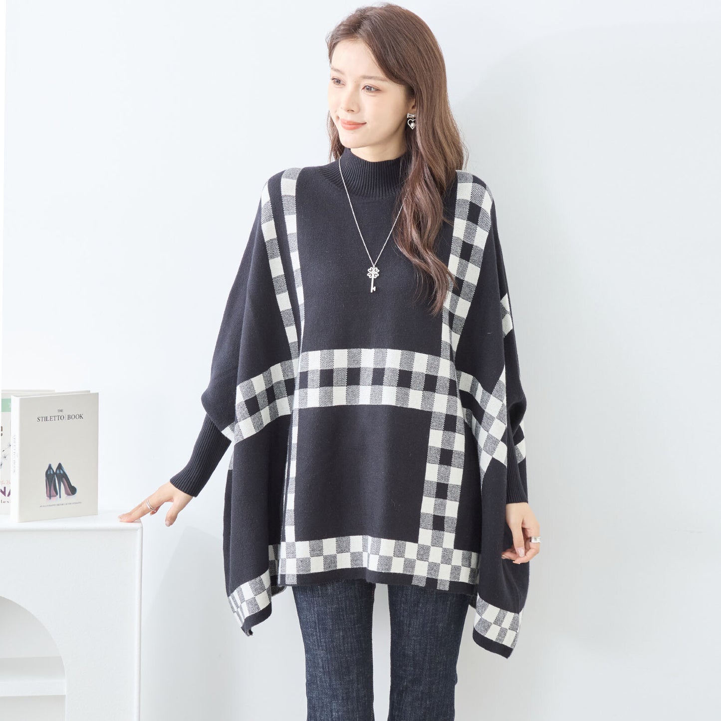 Knitwear Poncho 針織雨披