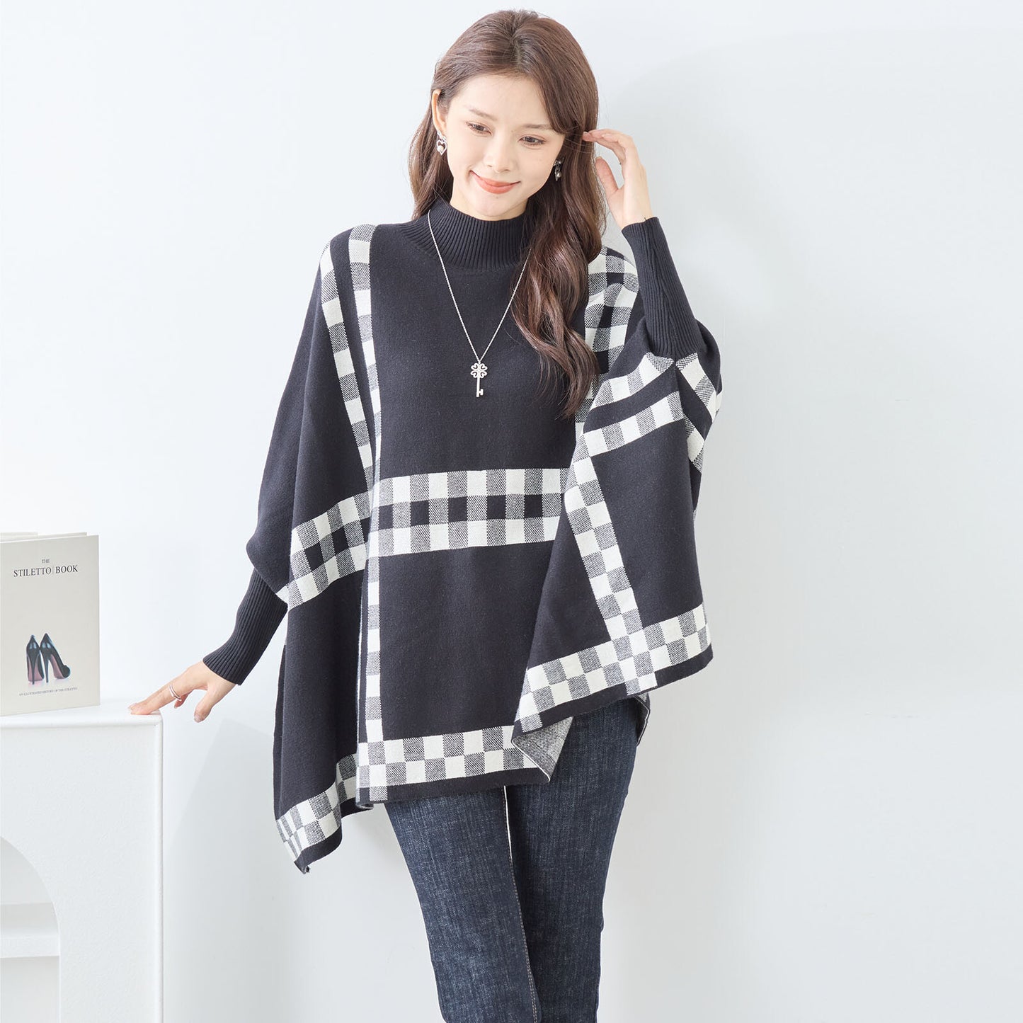 Knitwear Poncho 針織雨披