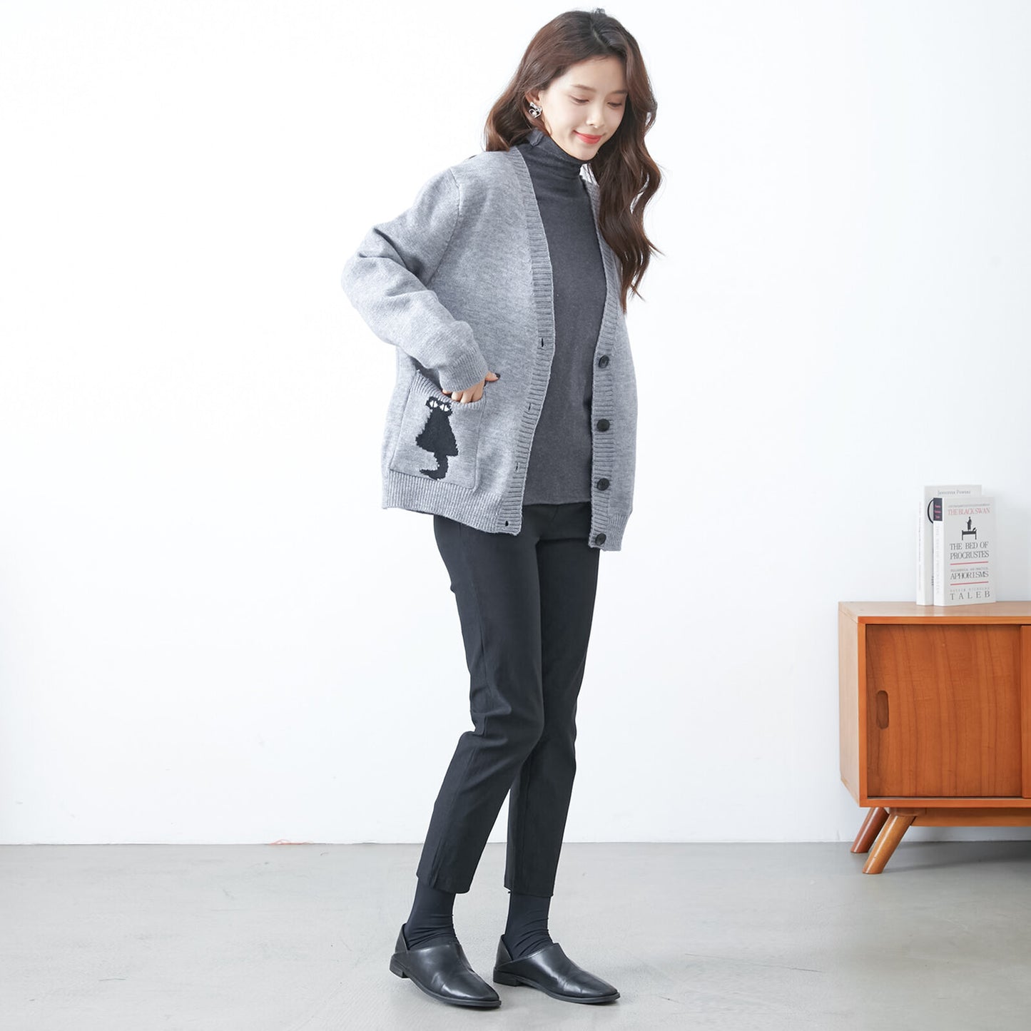 Cardigan with cute cats 可愛貓咪開襟衫