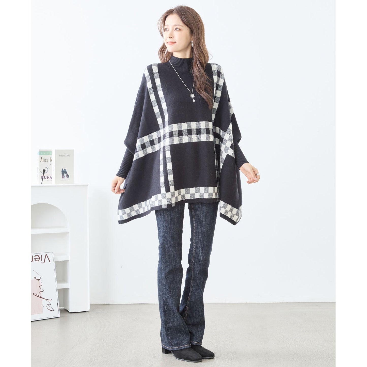 Knitwear Poncho 針織雨披