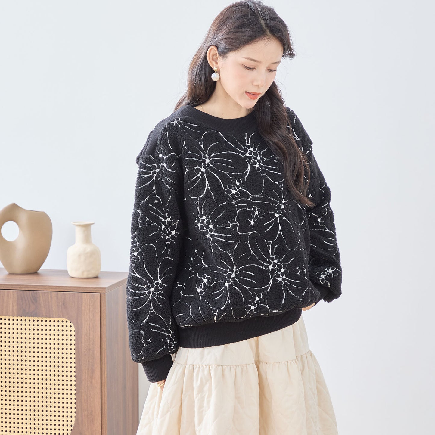 Cozy Flowery Sweater 舒適花花上衣