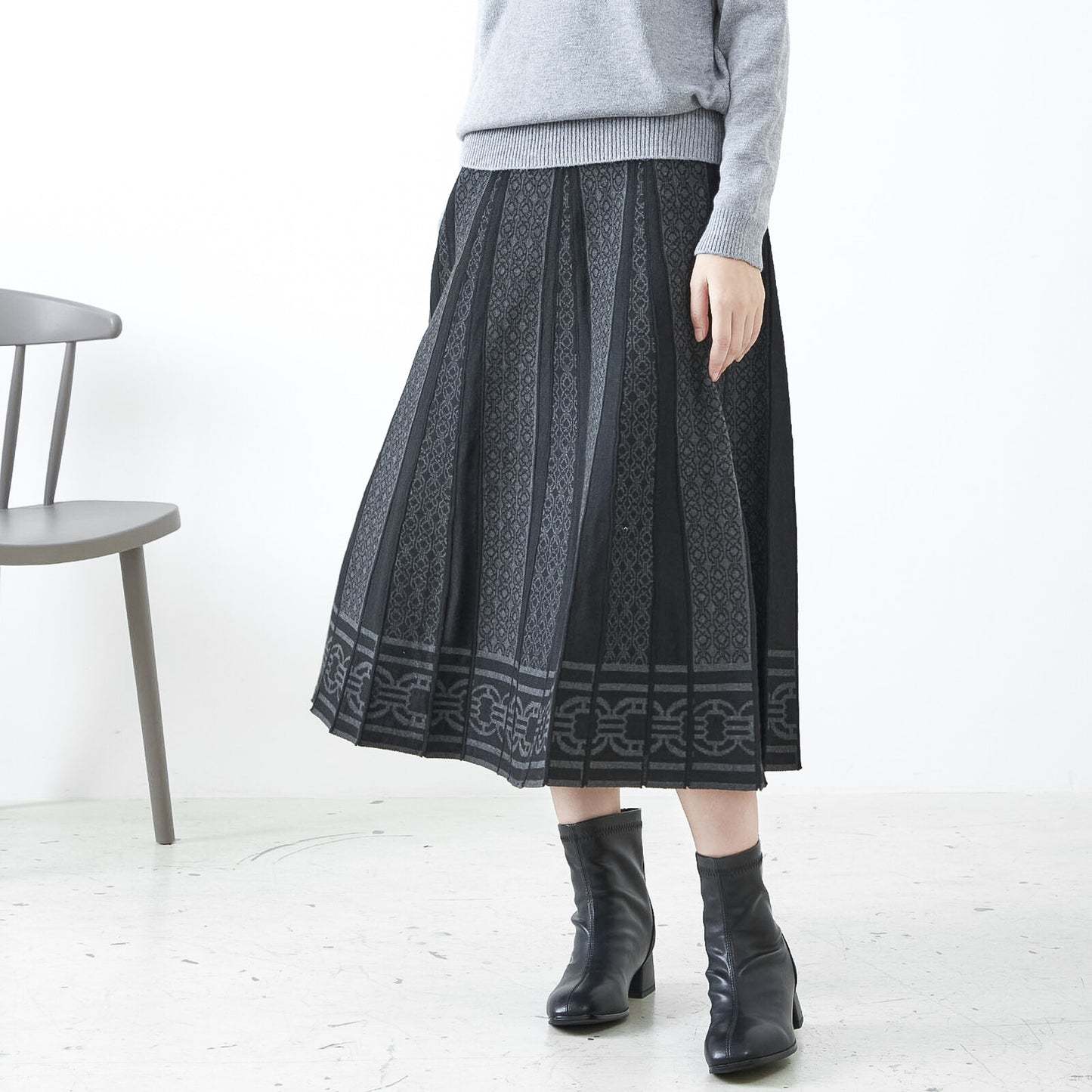 Knitted skirt 針織百褶裙
