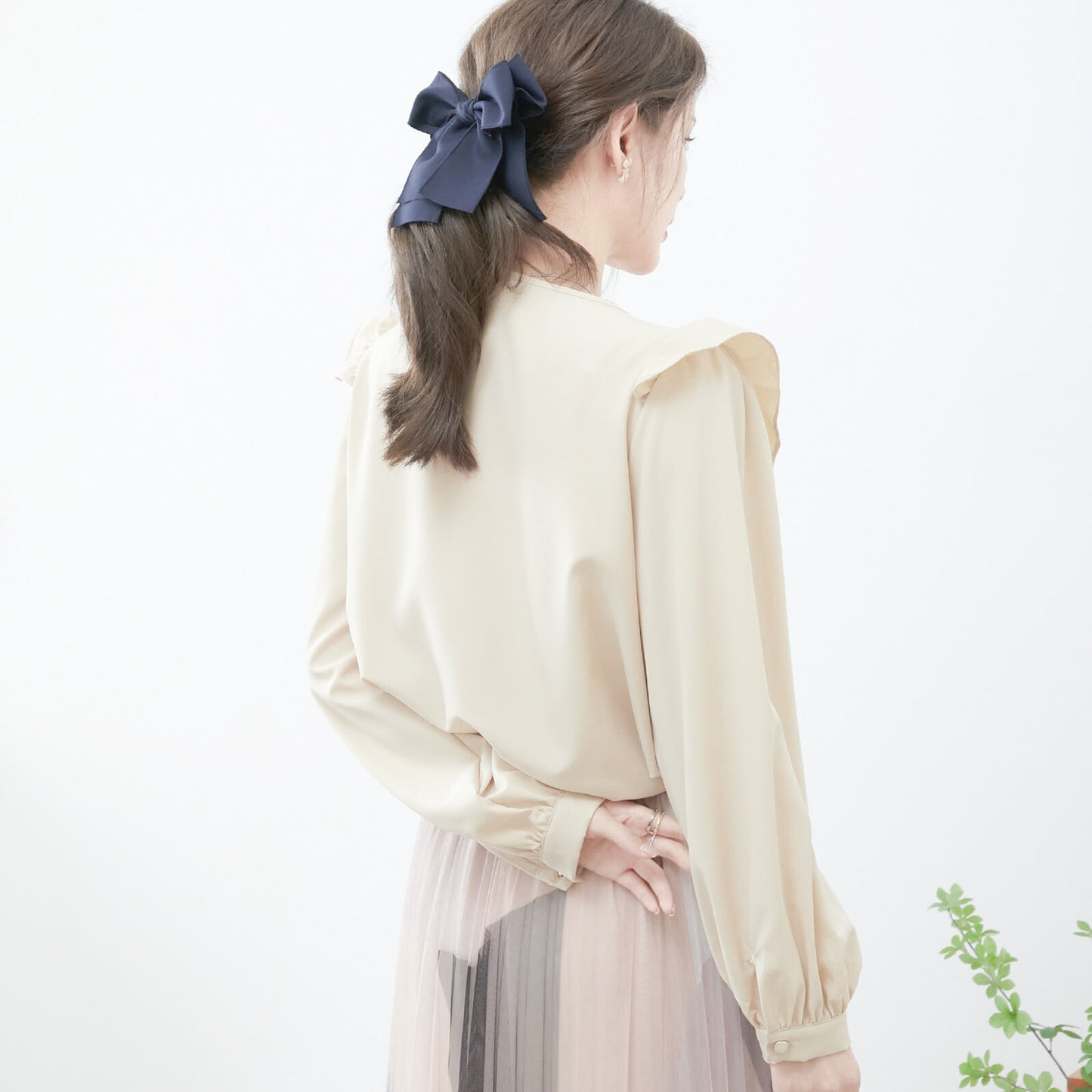 Shirt 褶邊襯衫