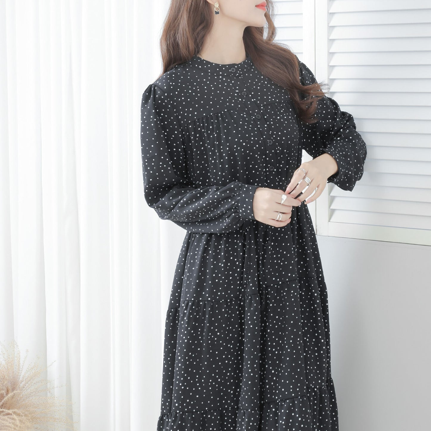 Tiered Polka Dot Dress 分層圓點連身裙