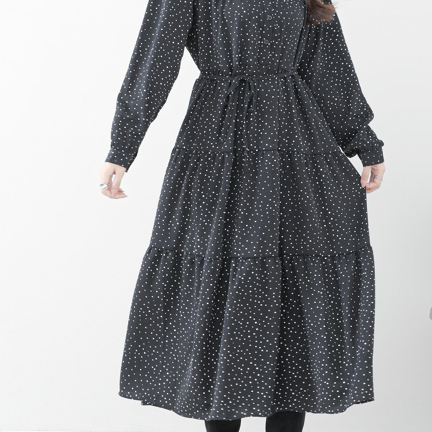 Tiered Polka Dot Dress 分層圓點連身裙