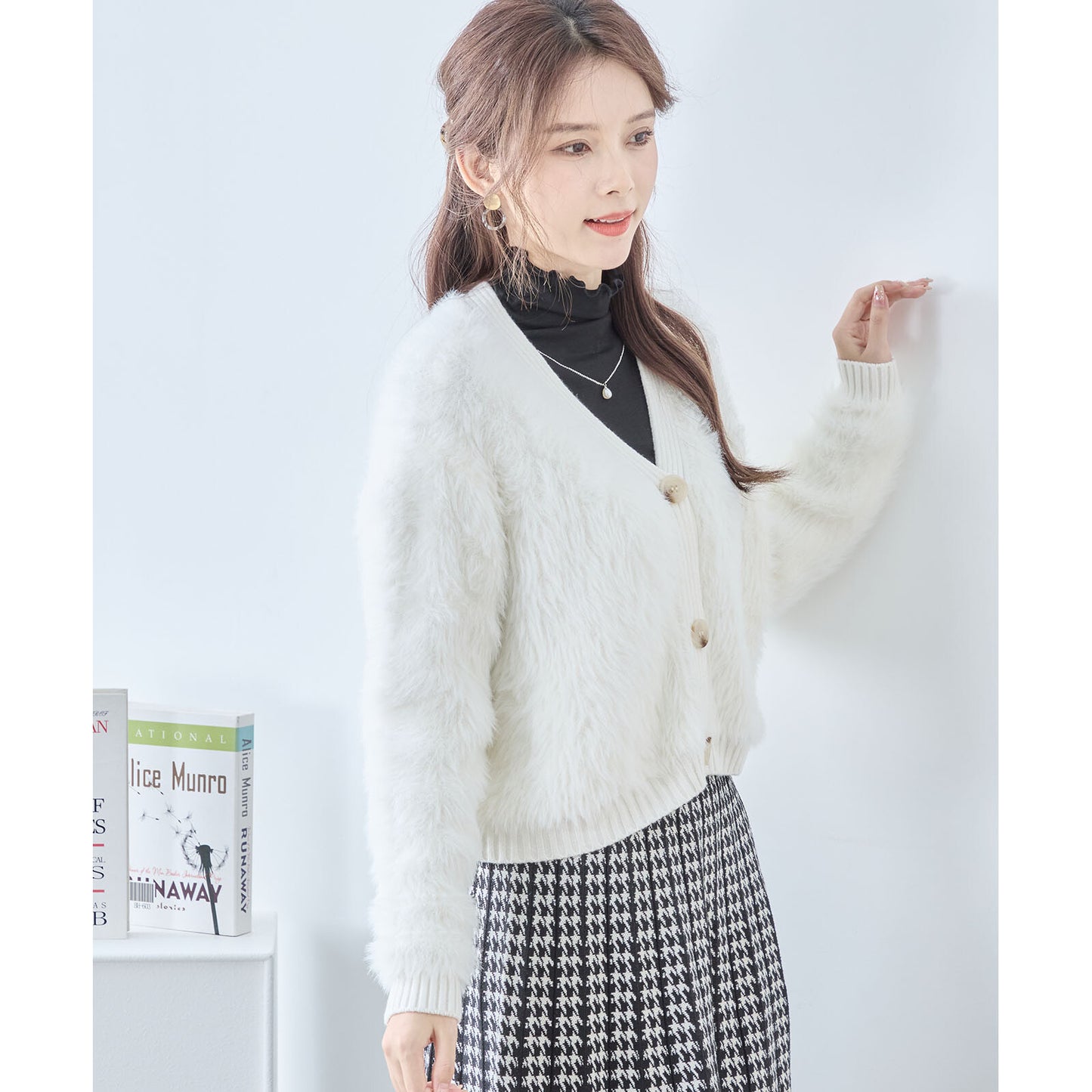 Cardigan (Fluffy) 開襟衫（絨毛）
