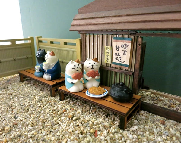 Decole Concombre - Cat with Taiyaki食鯛魚燒的貓貓